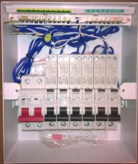 8 Way Metal Consumer unit internal